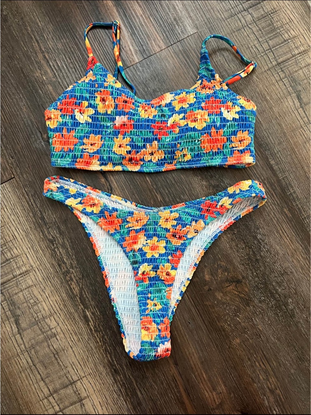 floral bikini!!🌺🌺